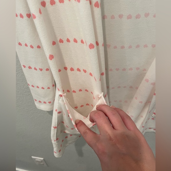 LulaRoe NWT White Cardigan with Pink Hearts Women’s Size XS - Picture 8 of 9